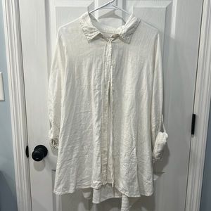 American Eagle white button down
